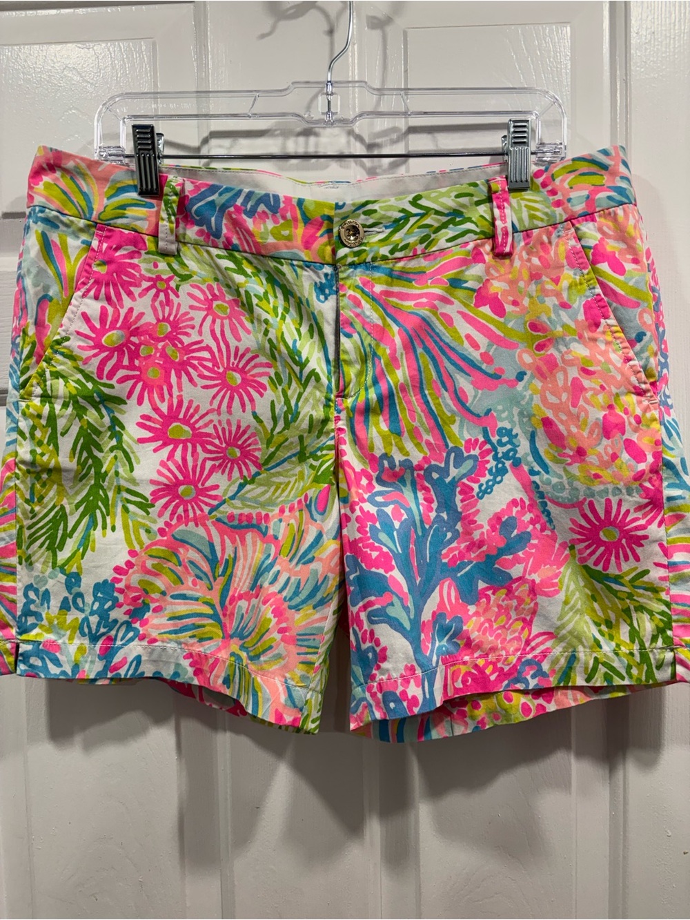 Lilly Pulitzer “Lovers Coral” Jayne shorts